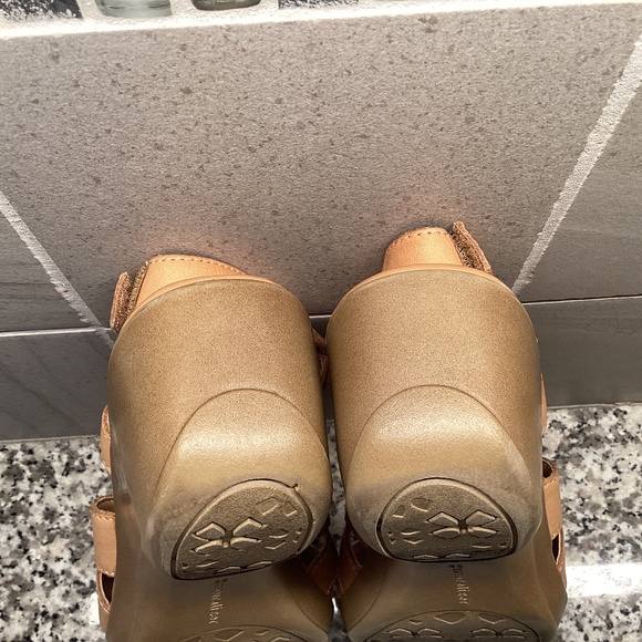 Naturalized No 5 Comfort Wedge Sandals Size 7.5 - Picture 8 of 10